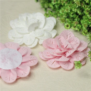 5 Adet / grup 6 CM Beyaz pembe sahte çiçek giyim aksesuarları el yapımı çiçek broş DIY polyester malzeme A017