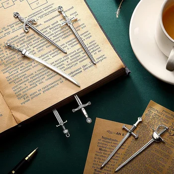 6 Adet / takım Antika Kılıç Bıçak İmi Takılar Metal İmleri Kolye Kitap Klipleri İşaretleyiciler Zanaat Malzemeleri DIY Takı Yapımı