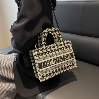 Balıksırtı Çanta Tote fermuarlı çanta Büyük Kadın en saplı çanta tasarımcı çantaları Moda Büyük Kapasiteli omuz çantaları
